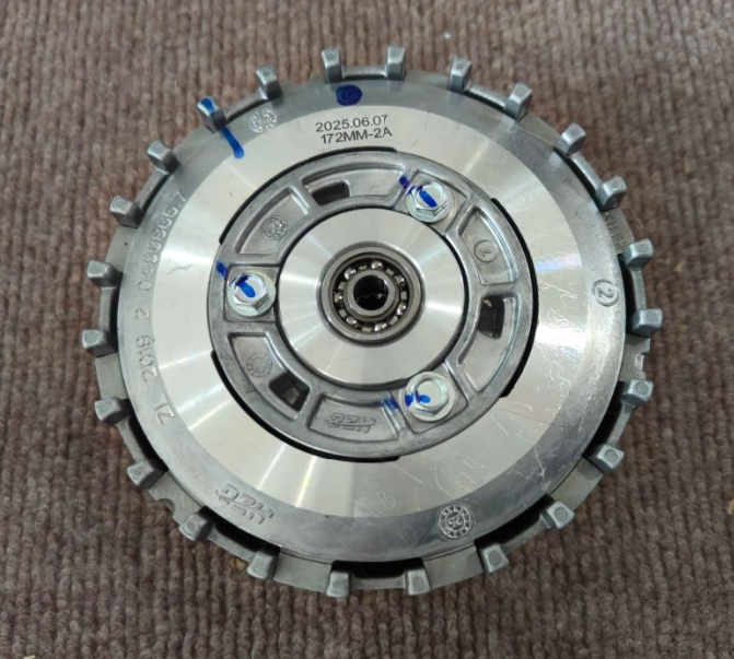 Clutch assy suit CF250NK/ CF250SR code is 0DM0-050000-40001