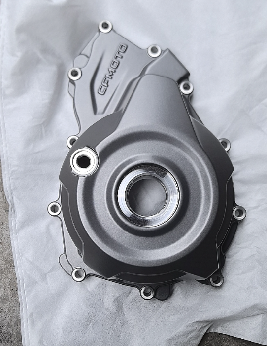 Engine Left side Cover suit CF450MT code is 0SQV-014001-1000-0HB00