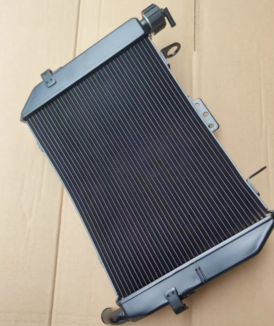 Radiator suit CF675NK