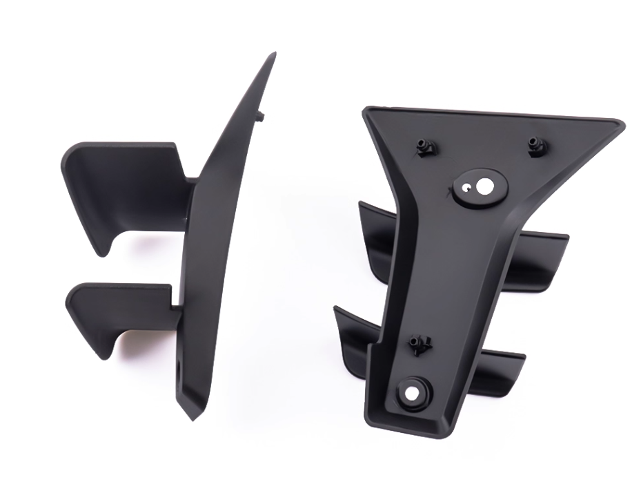 Spoiler wing suit CF675NK