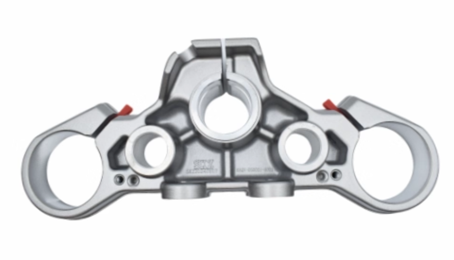 Upper Triple Clamp suit CF450NK code is 6AQV-050001-4001-0VR00