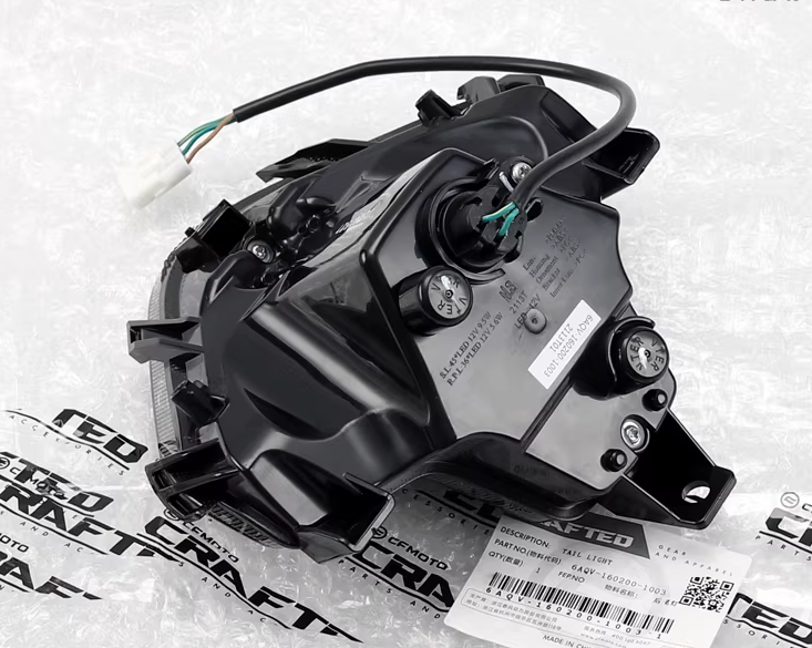 Tailight suit CF450NK/CF450SR code is 6AQV-160200-1003