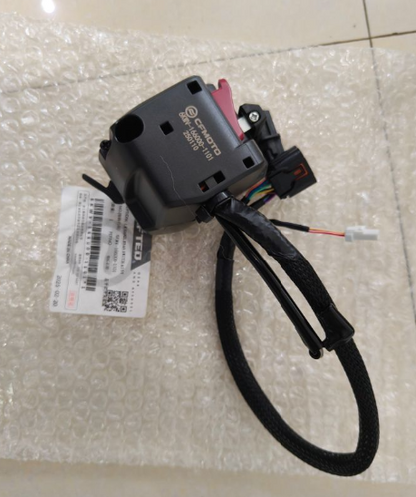 Left handle bar switch and left fuel tank cover suit CF800NK code is 6KWV-166000-1101