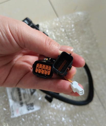 left handle bar switch suit CF800NK code is  6KWV-166000-1101
