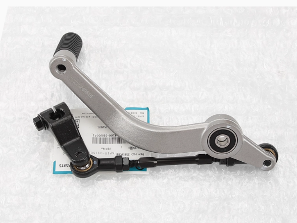Radiator Cover and Gearshift lever suit CF450NK 6AQV-141000-4000-0VR00