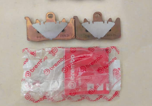 1pair front brake pad suit CF450SR/CF450SRS code is 6AQV-0812A1