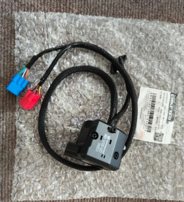 Right handle bar switch suit CF650NK code is 6NQV-167000-6201