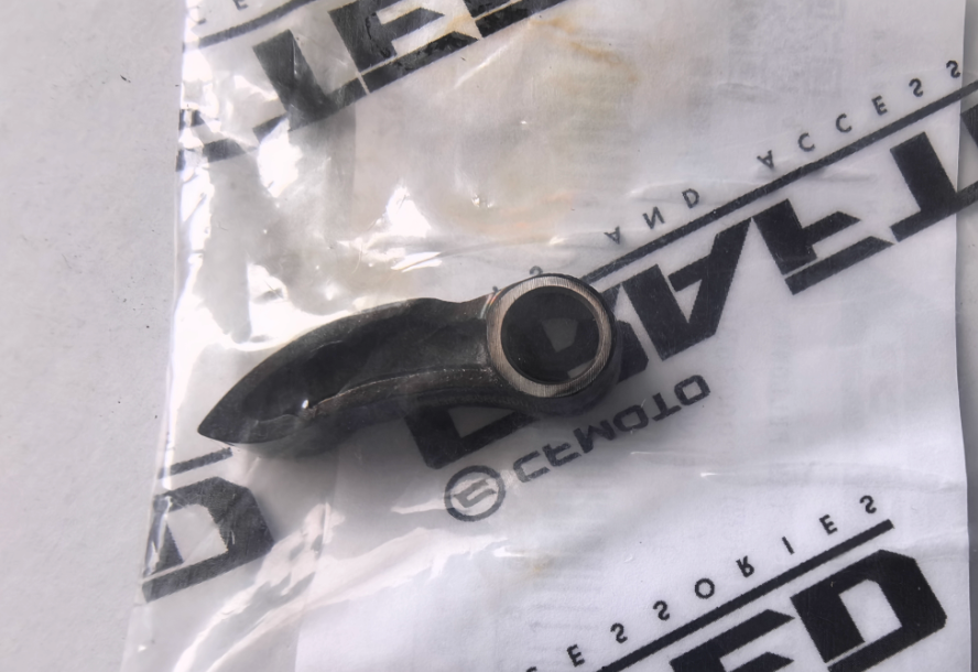 A pair rocker arm suit CF800NK code is C9003636000