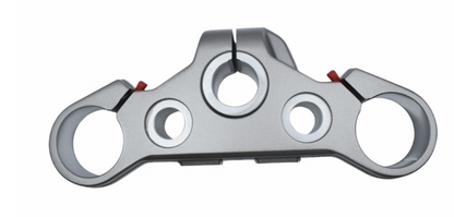 Upper Triple Clamp suit CF450NK code is 6AQV-050001-4001-0VR00
