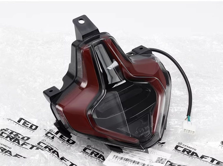 Tailight suit CF450NK/CF450SR code is 6AQV-160200-1003