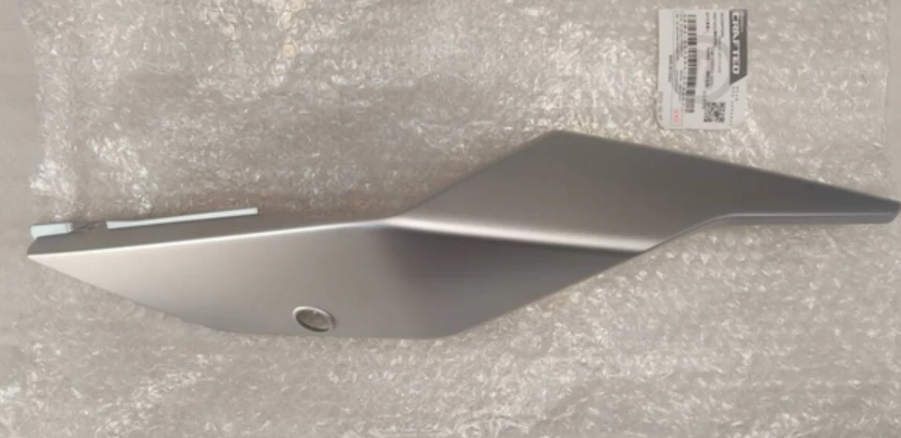 Rear Left and Rear Right Tail Cover suit CF250NK Silver