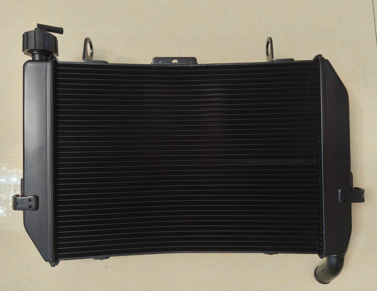 Radiator suit CF675NK