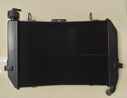 Radiator suit CF675NK