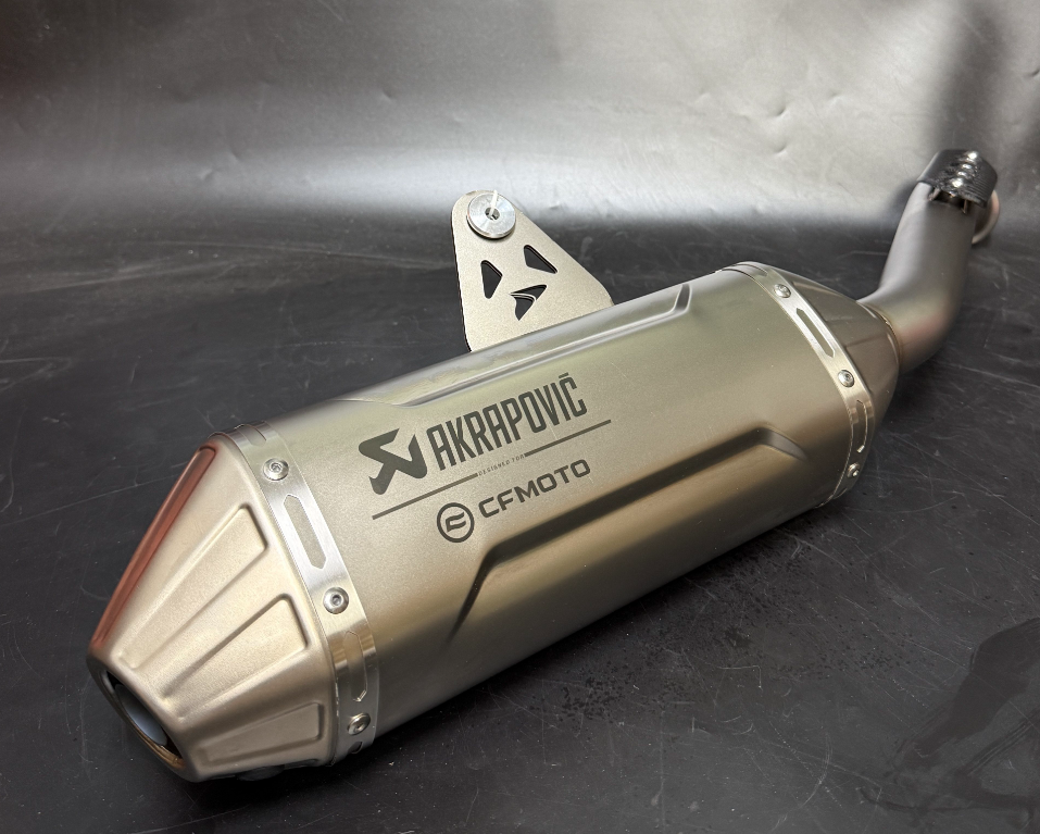 Muffler suit CF800MTX