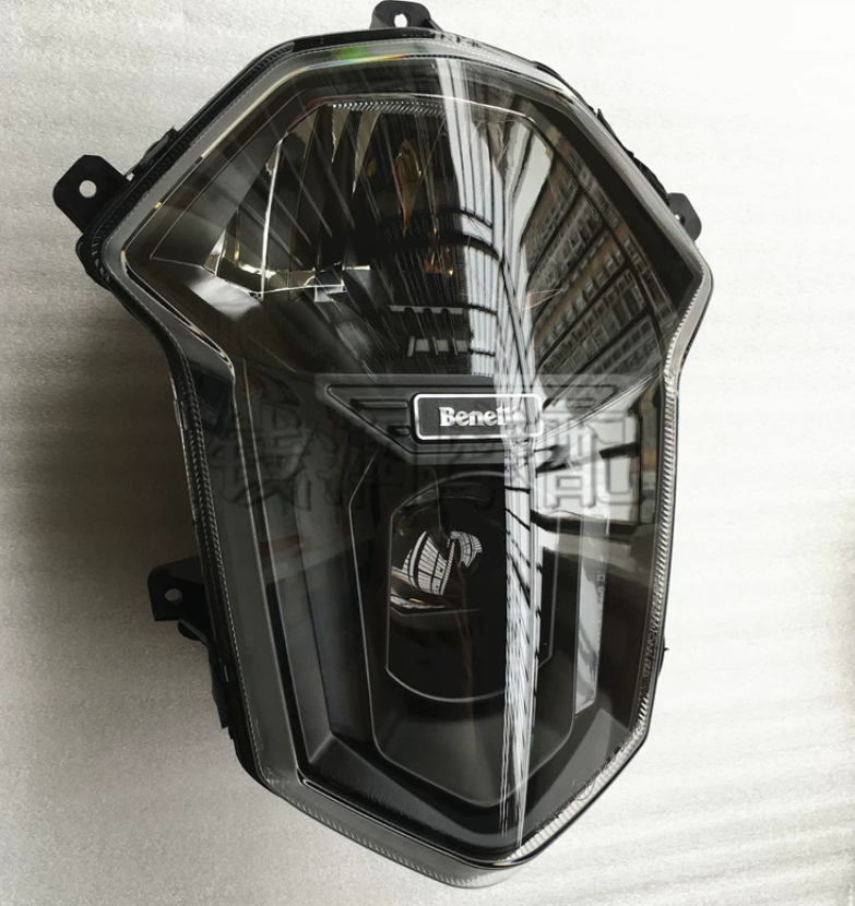 Headlight suit Benelli 600GS-3 code is 600GS-3 code is 80000P320000